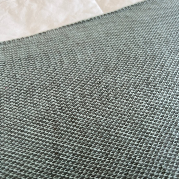 🌿✨🌿 Sage Green Cozy Soft Knit Scarf 🌿✨🌿 - Picture 5 of 8